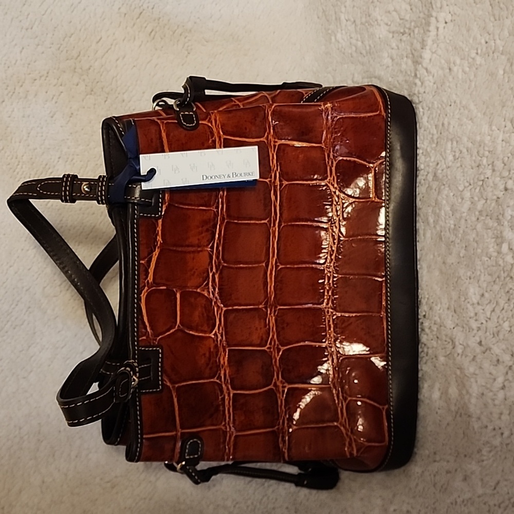 Dooney and Bourke burnt orange bag